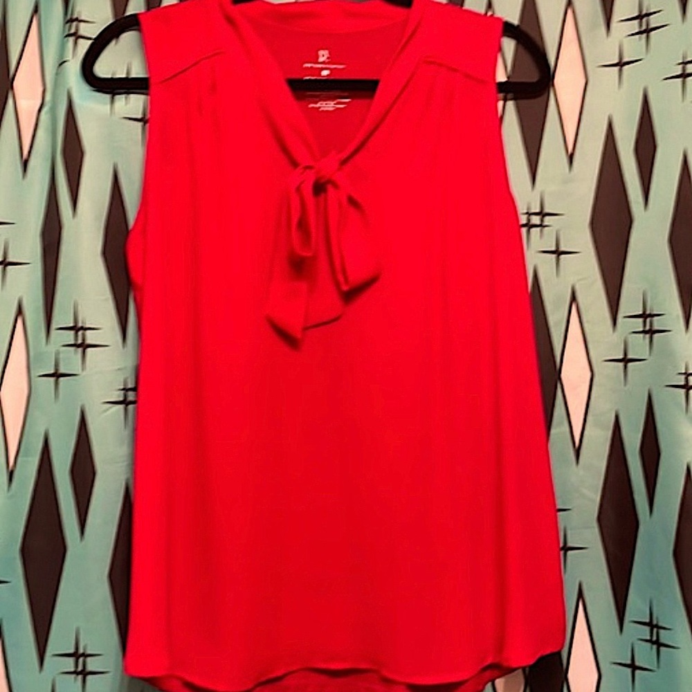 New York & Company Sleeveless Self Tie V-Neck Red Blouse- sz med